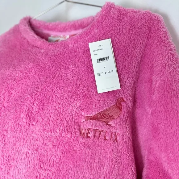🅽🅴🆆 Staple Pigeon Netflix pink soft fluffy comfy pullover unisex sweater, M