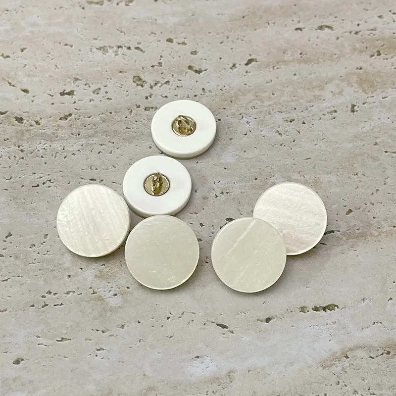 10-18mm Beige Flat Resin Buttons with Metal Shanks for Shirts Cardigans Sweaters