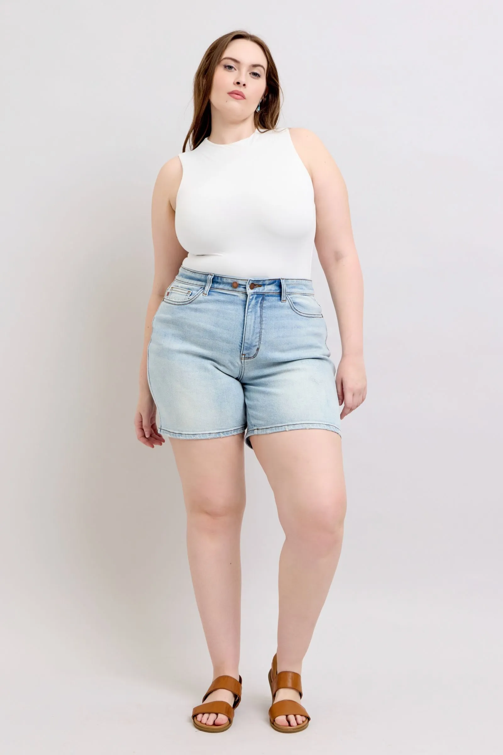 2 Button Denim Shorts with Pockets
