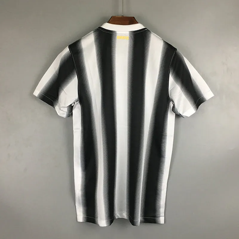 2011 - 2012 Juventus Home - Retro Jersey