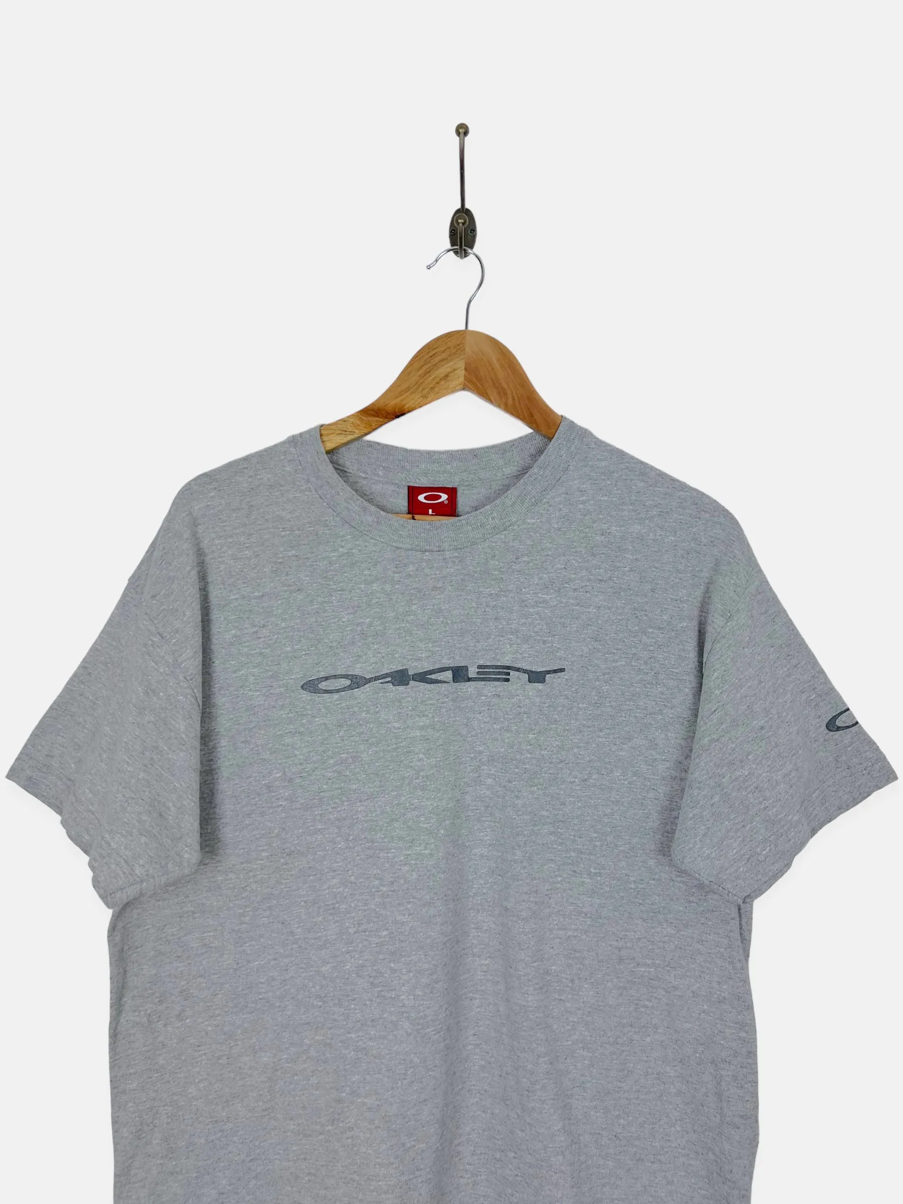 90's Oakley Vintage T-Shirt Size M-L