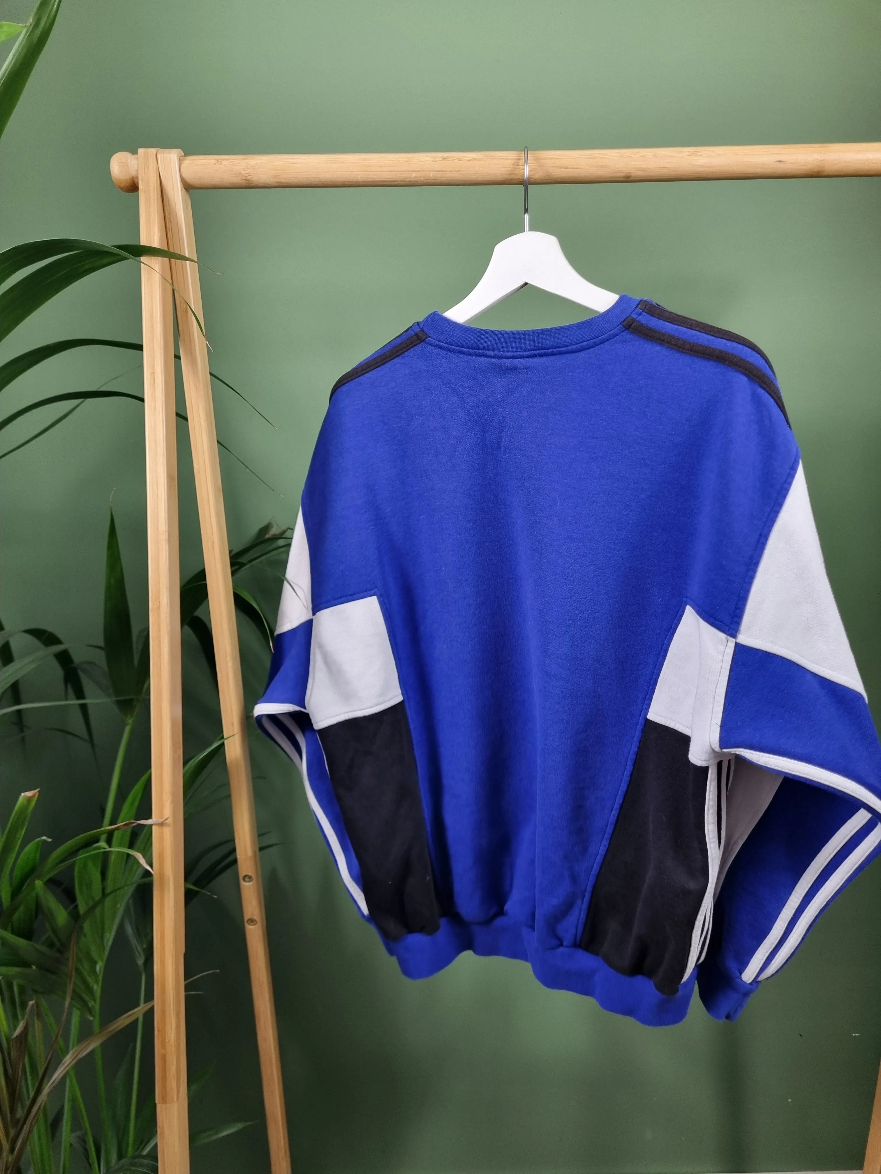 Adidas 90s sweater maat M