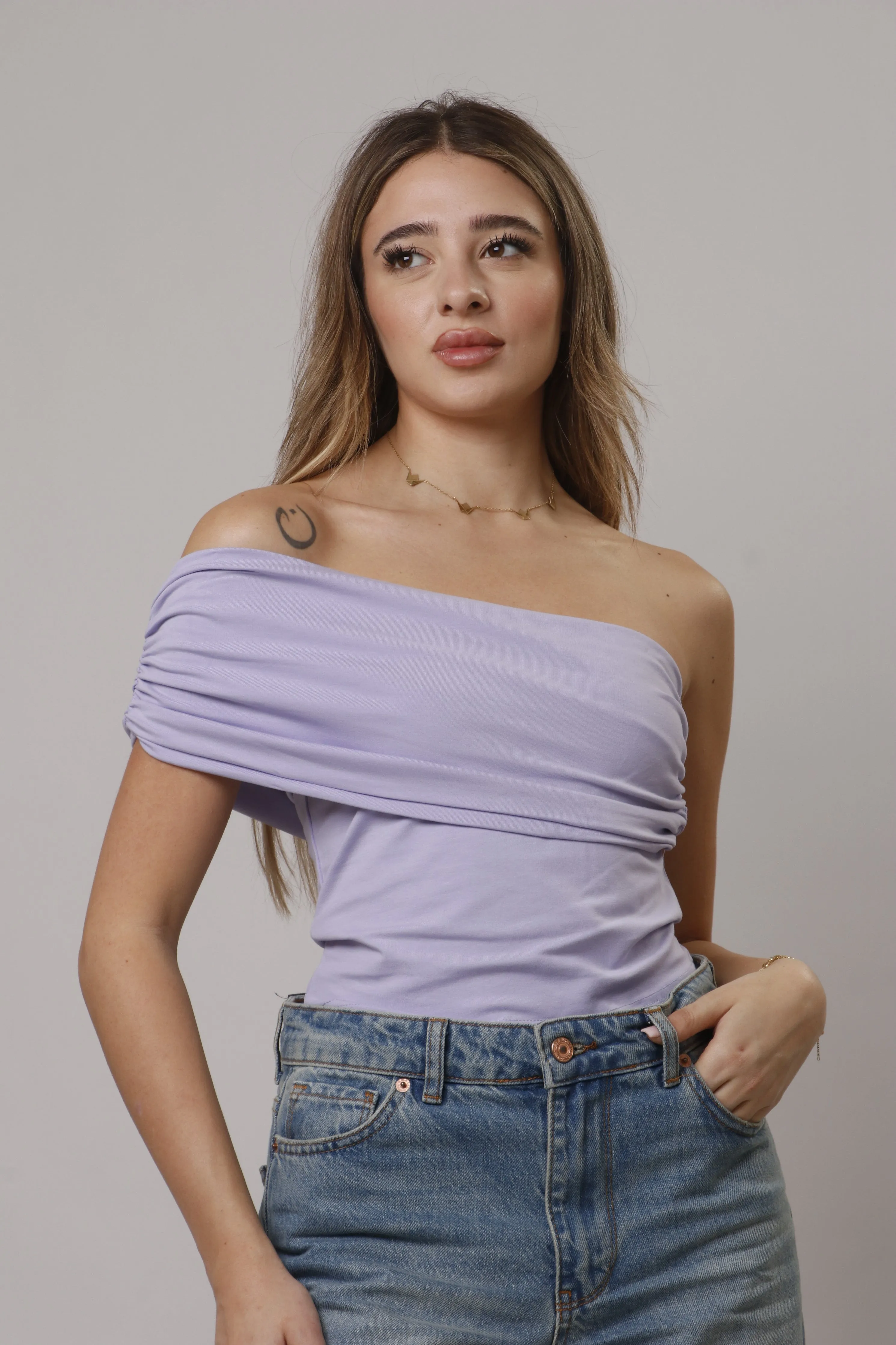 Asymmetric off shoulder top