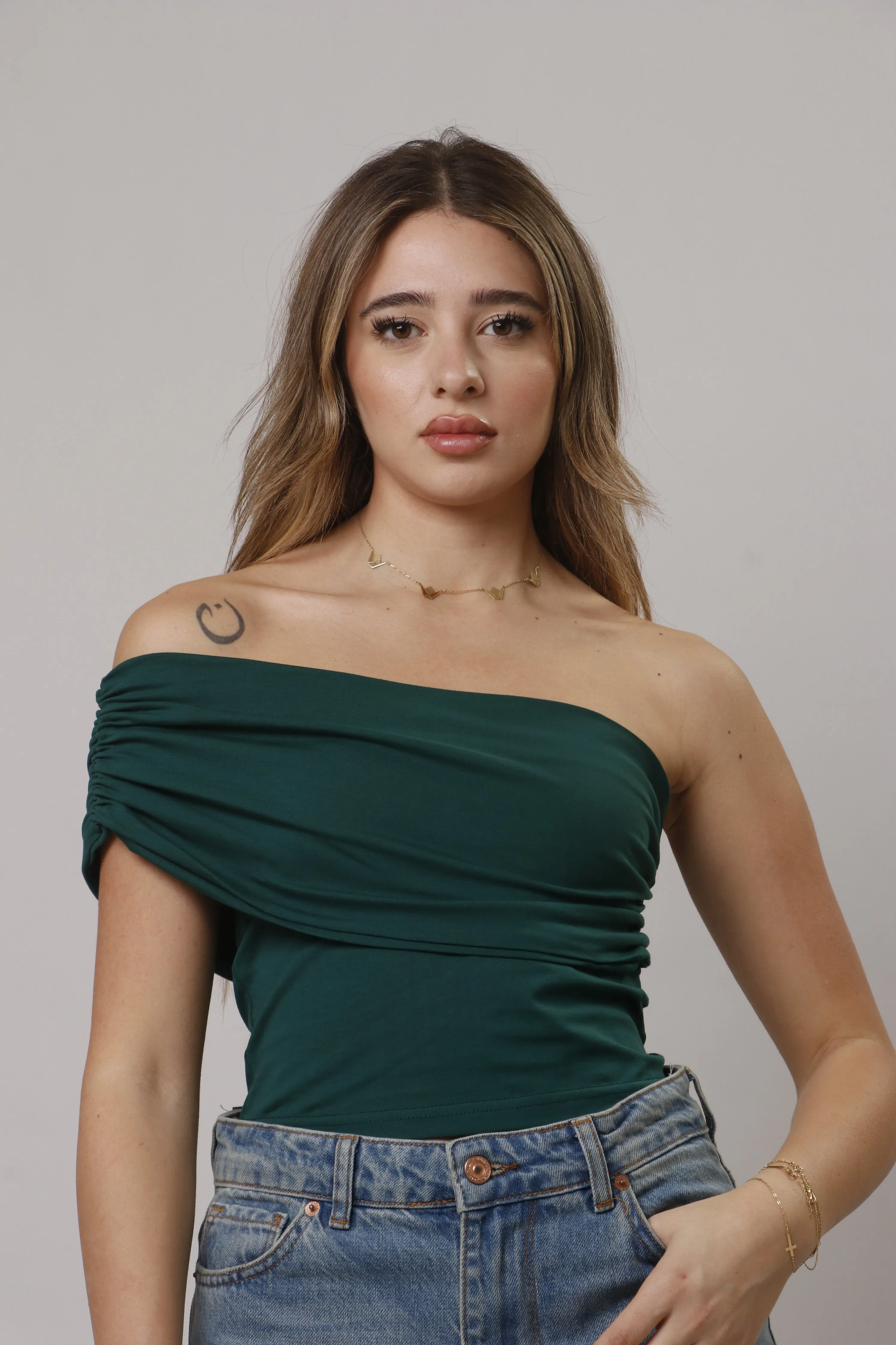Asymmetric off shoulder top