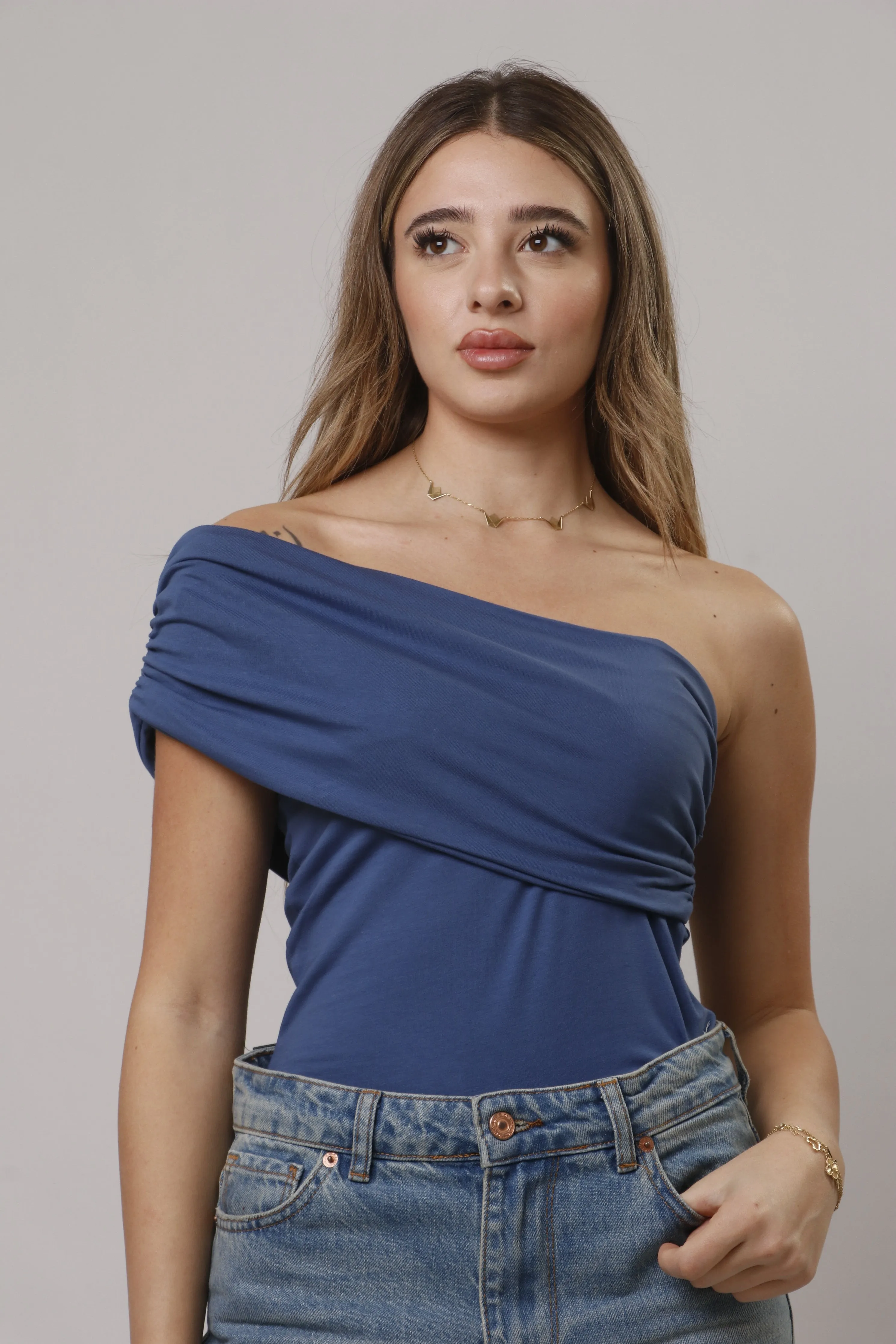 Asymmetric off shoulder top