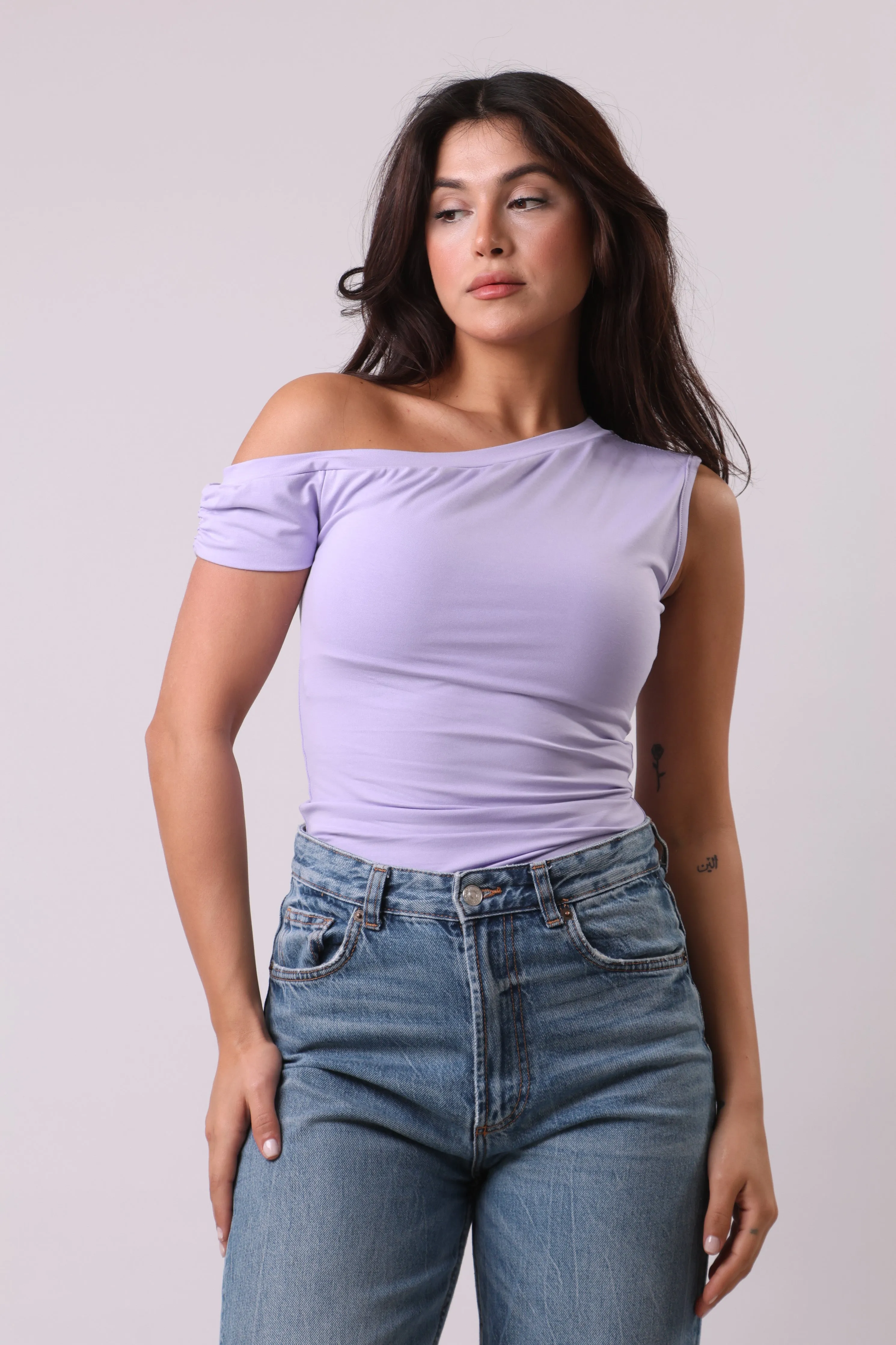 Asymmetrical shoulder shirt
