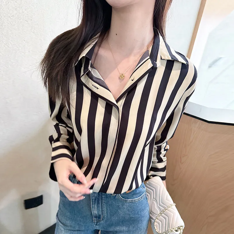 Breathable and Lightweight French Casual Seersucker Shirt