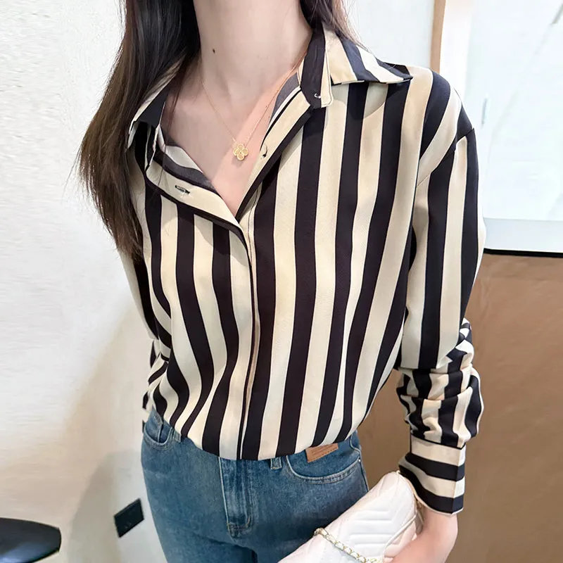 Breathable and Lightweight French Casual Seersucker Shirt
