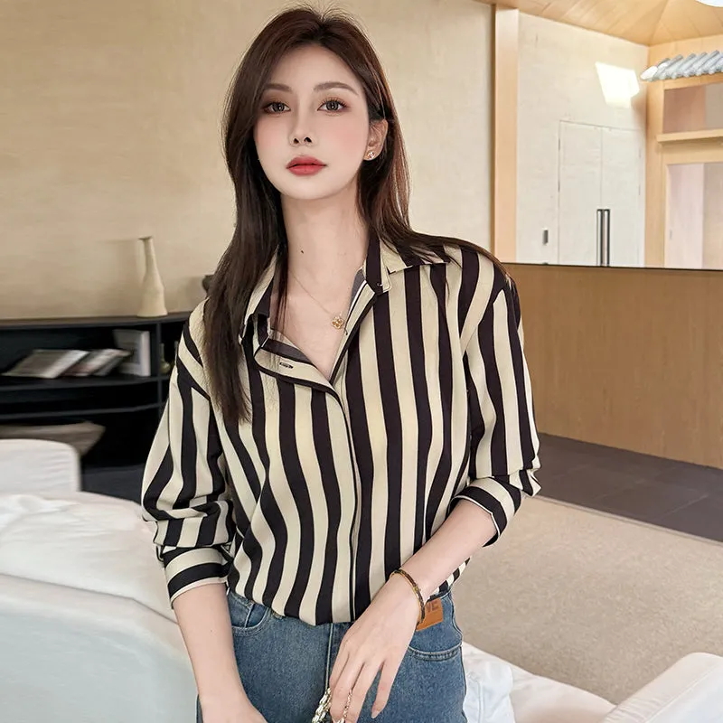 Breathable and Lightweight French Casual Seersucker Shirt