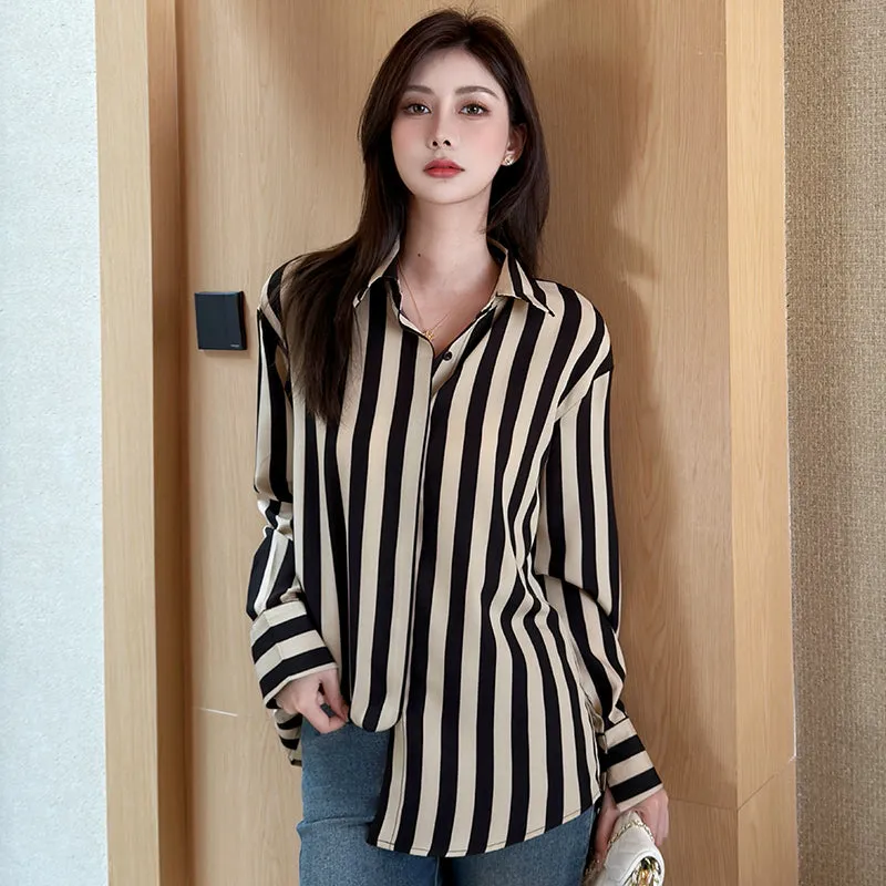 Breathable and Lightweight French Casual Seersucker Shirt