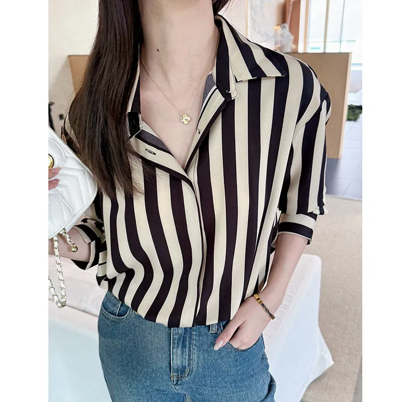 Breathable and Lightweight French Casual Seersucker Shirt