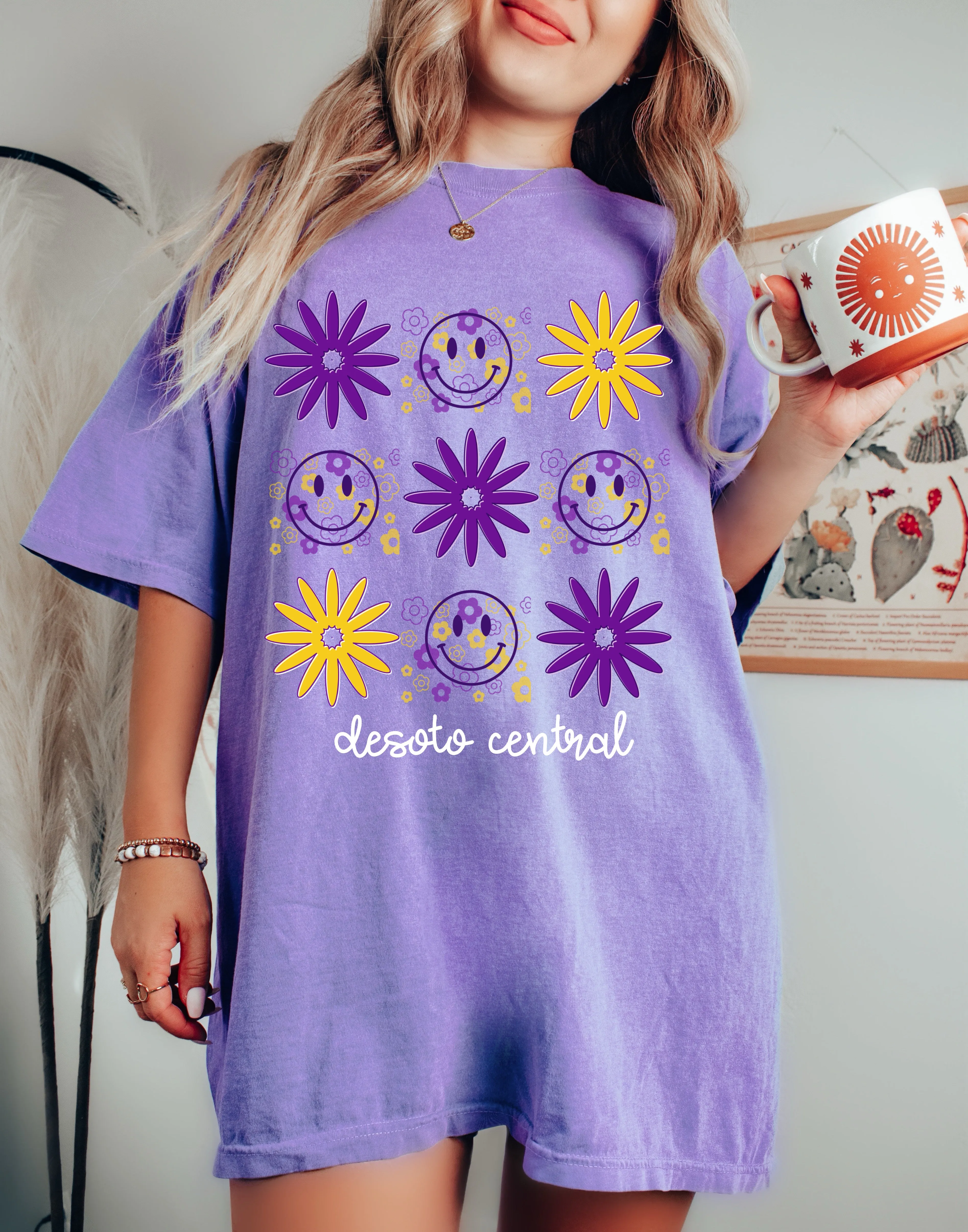 Comfort Colors Desoto Central Jags Daisy Smiley Tee / DC -Desoto County Schools / Mississippi School Shirt