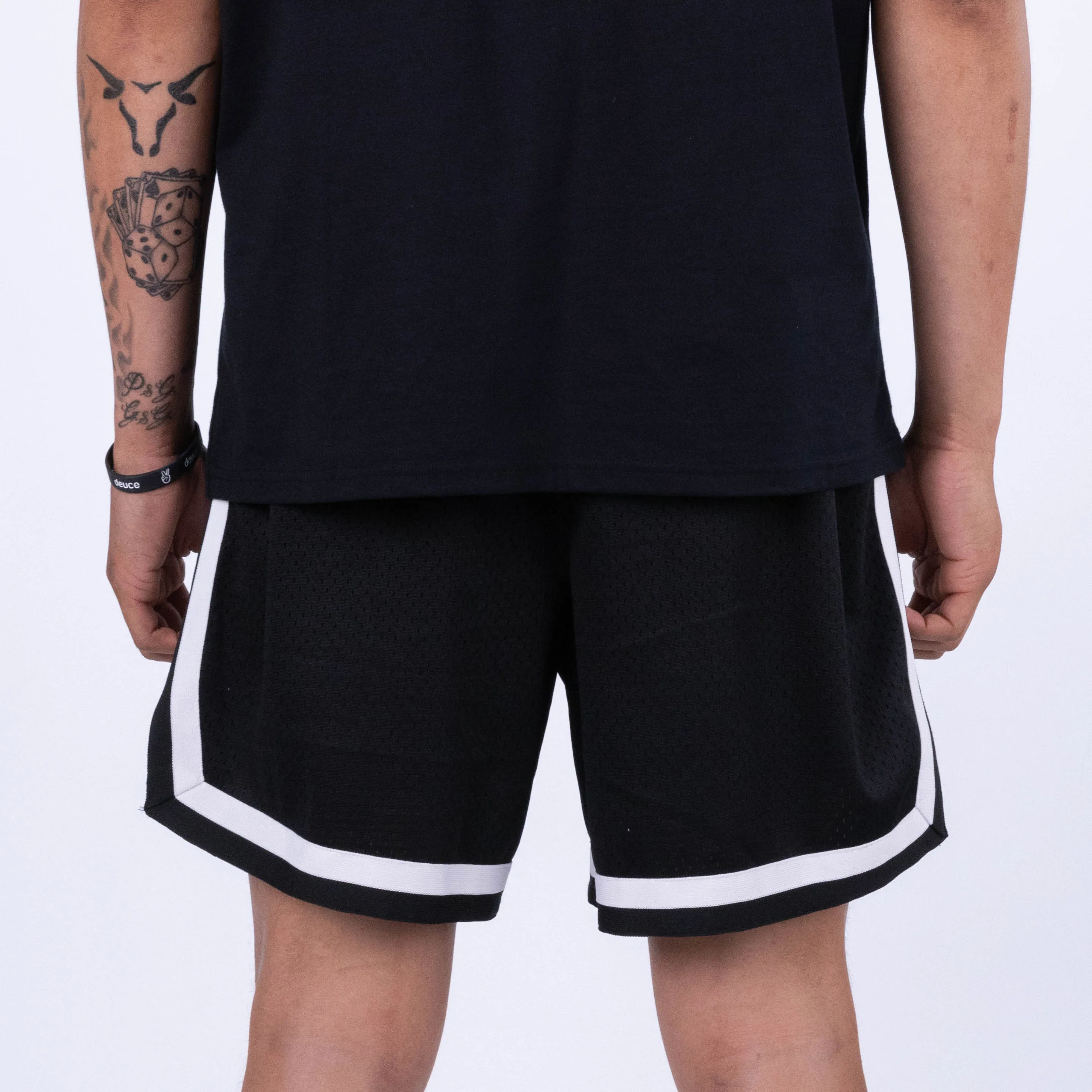 DEUCE VIBE SHORTS 2.0 | Black / White