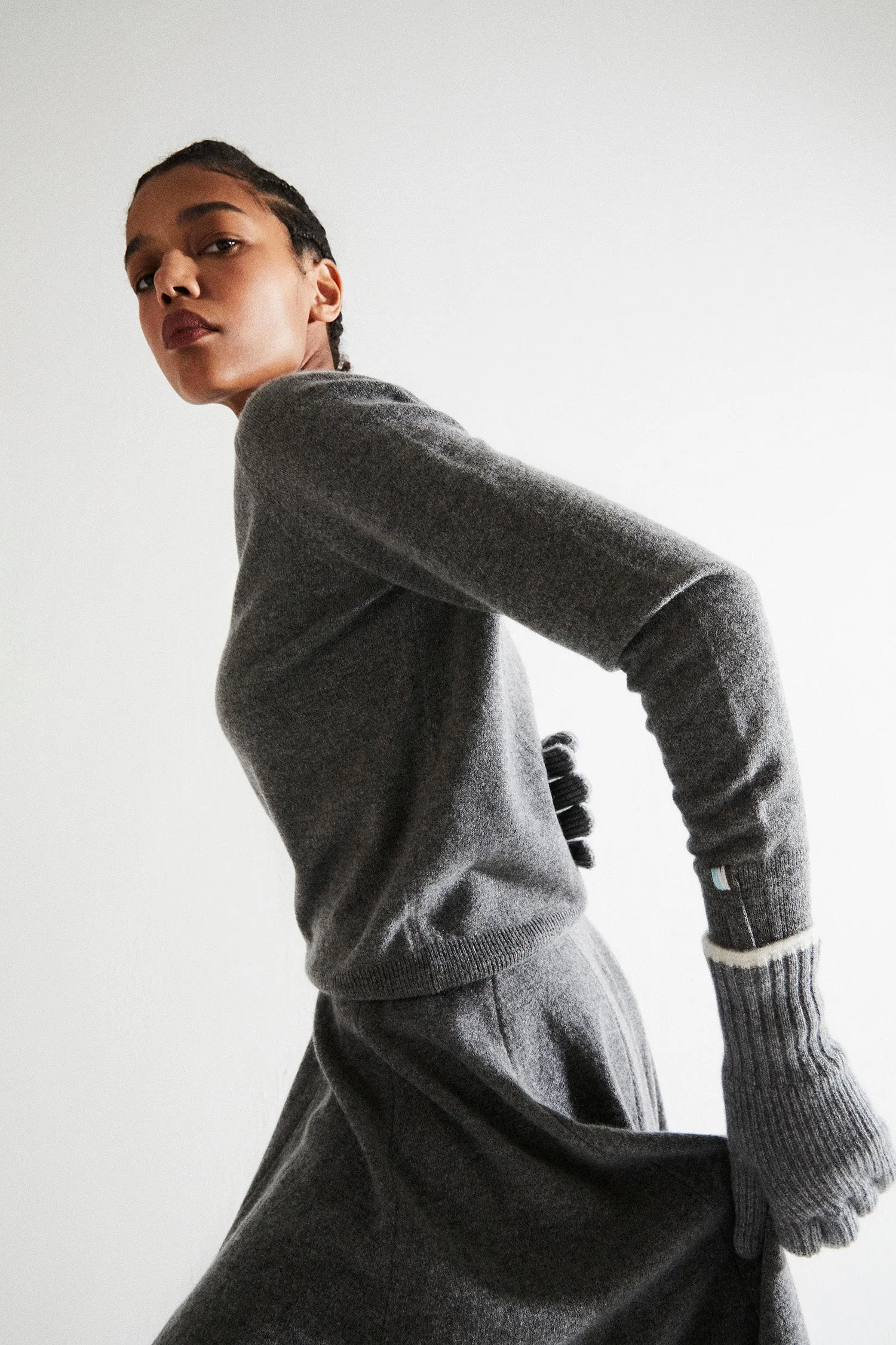 Essential V-neck Sweater