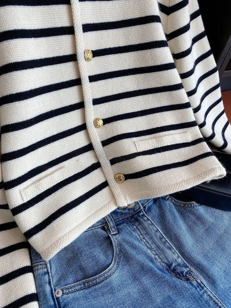Giselle | Stylish Striped Knitted Cardigan
