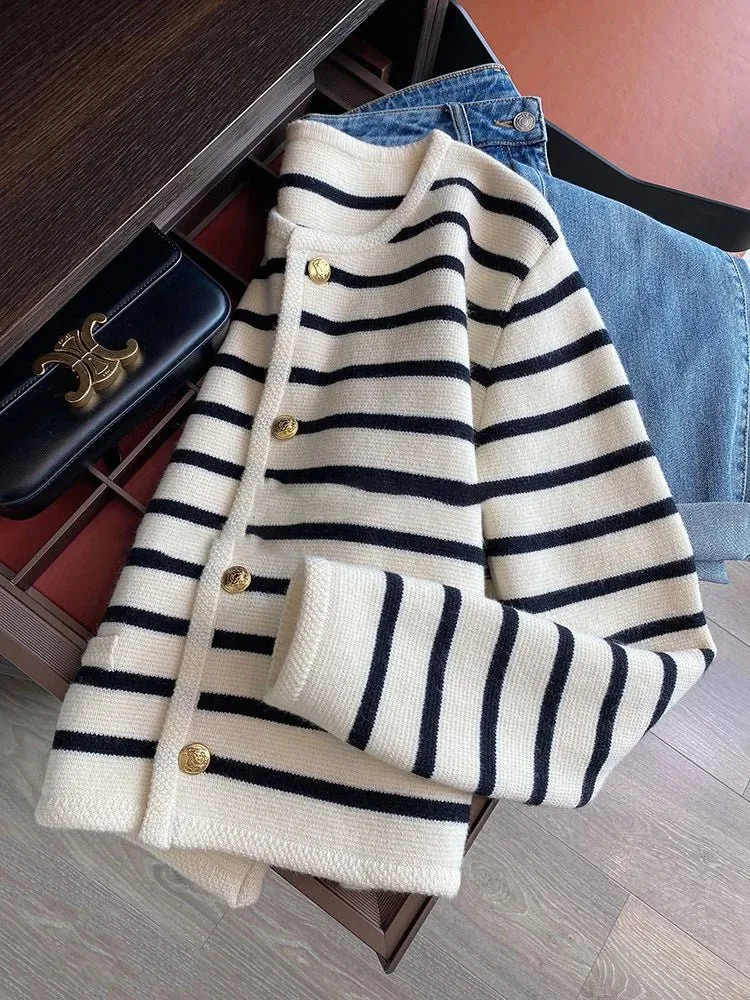 Giselle | Stylish Striped Knitted Cardigan