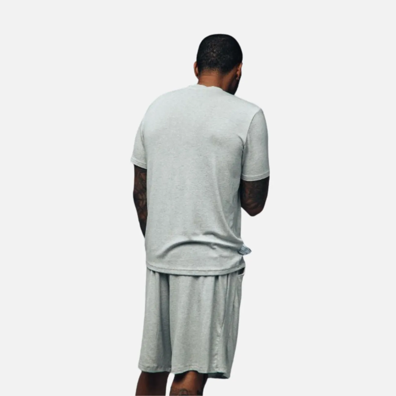HUG ME TEE Ash Grey