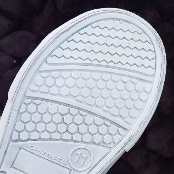 IZOD Idis Toddler Leather Athletic shoe