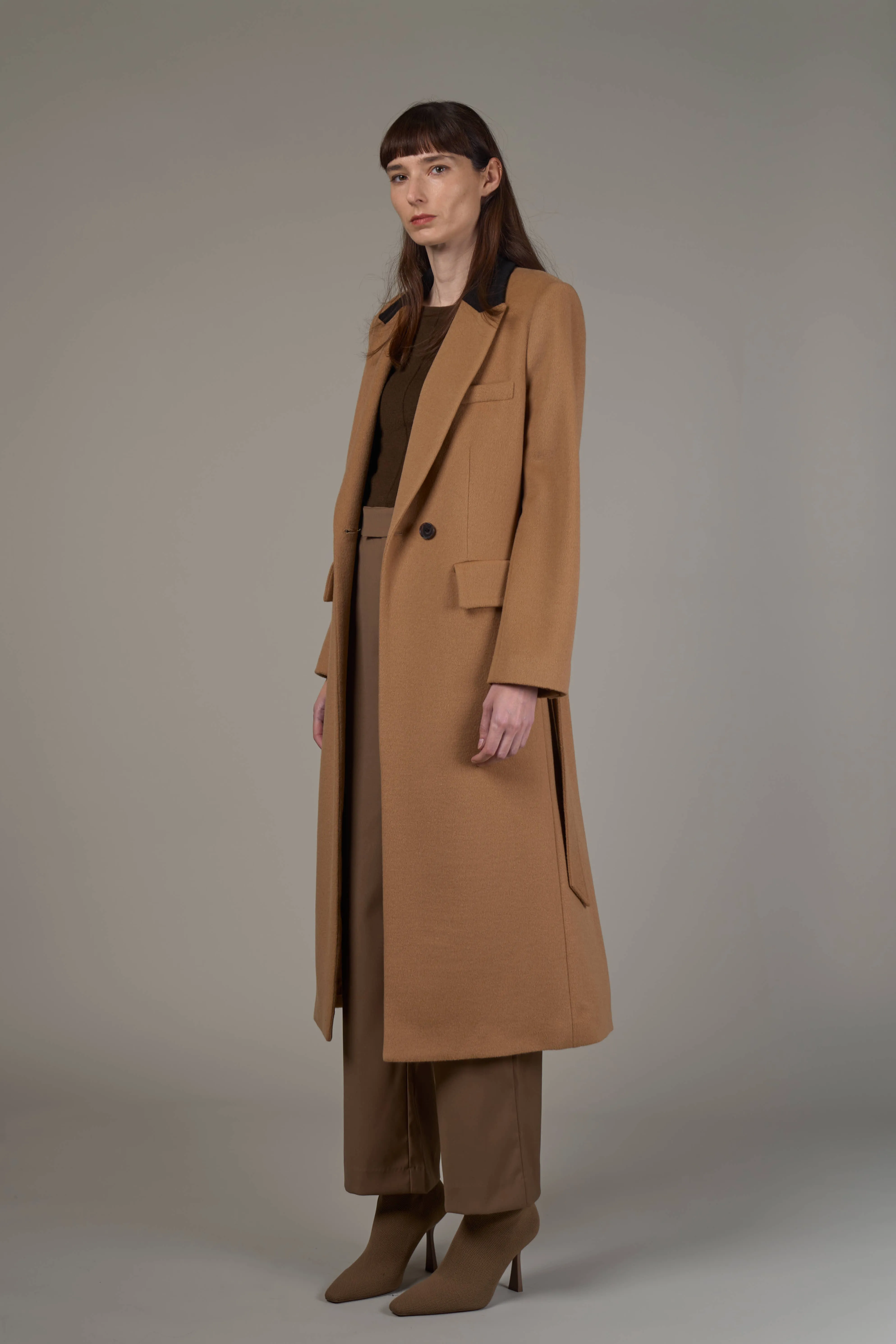 JLW001B Oslo Tailored Coat-Camel&Black