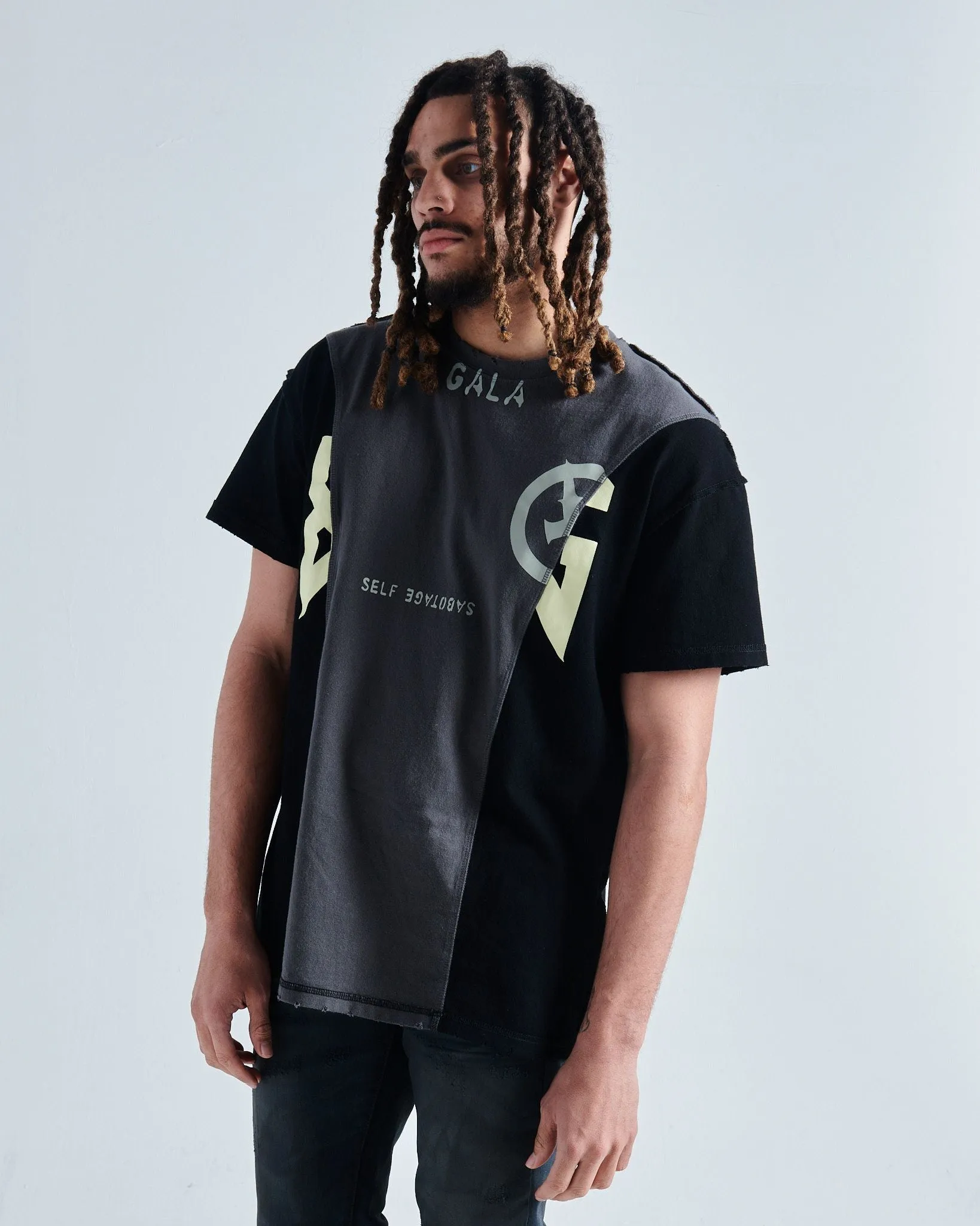 JUXTA TEE (CHARCOAL/BLACK)