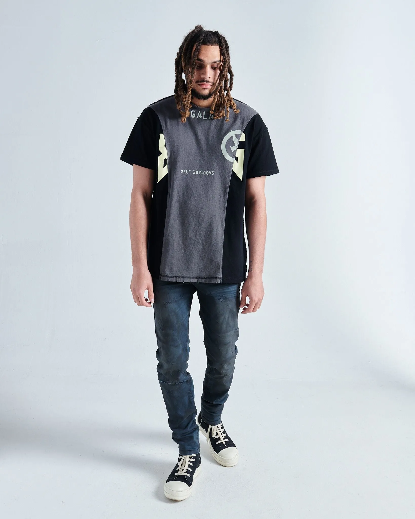 JUXTA TEE (CHARCOAL/BLACK)