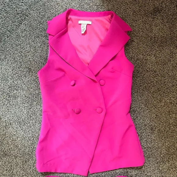 KARLIE- Vibrant Pink Sleeveless Blazer and Shorts Set