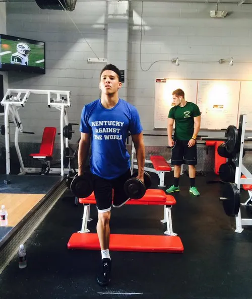 KENTUCKY AGAINST THE WORLD Patrick Tee