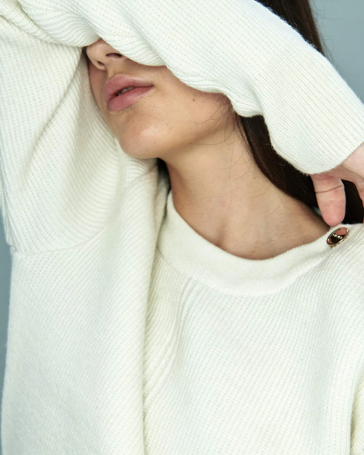 Line Sweater with Buttons