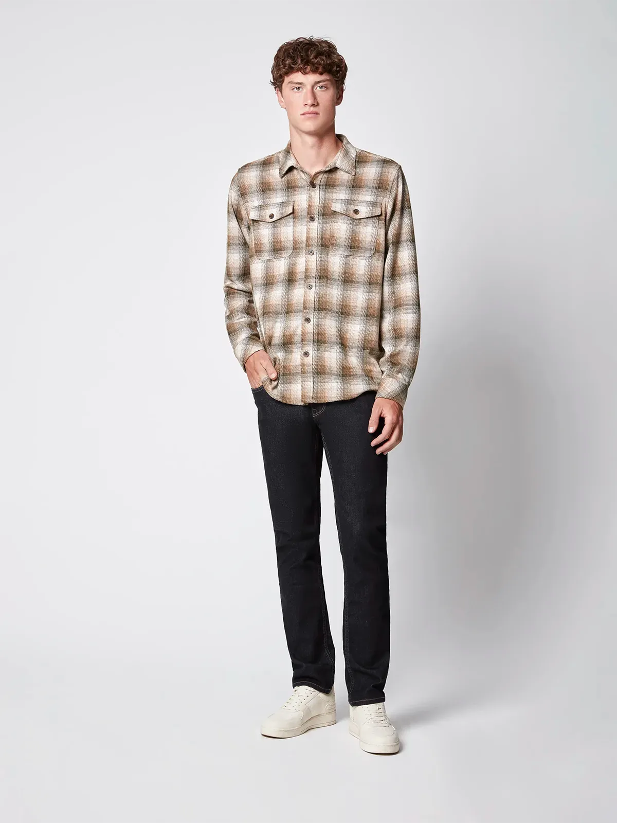 Men's Long Sleeve Plaid Button-up Shirt