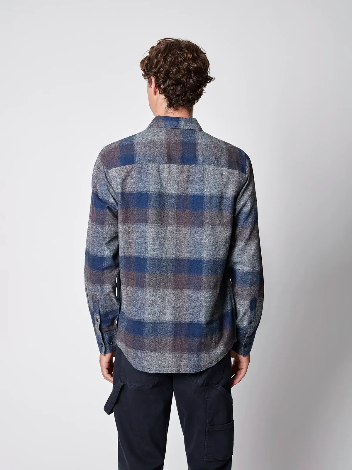 Men's Long Sleeve Plaid Button-up Shirt