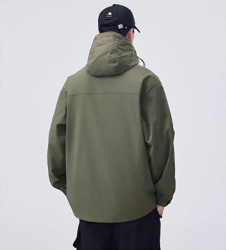 Men's Windproof Raincoat with Flap Pockets and Easy-to-Clean Fabric
