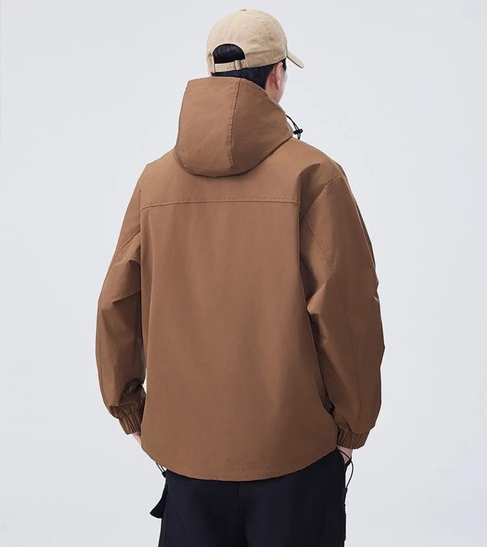 Men's Windproof Raincoat with Flap Pockets and Easy-to-Clean Fabric