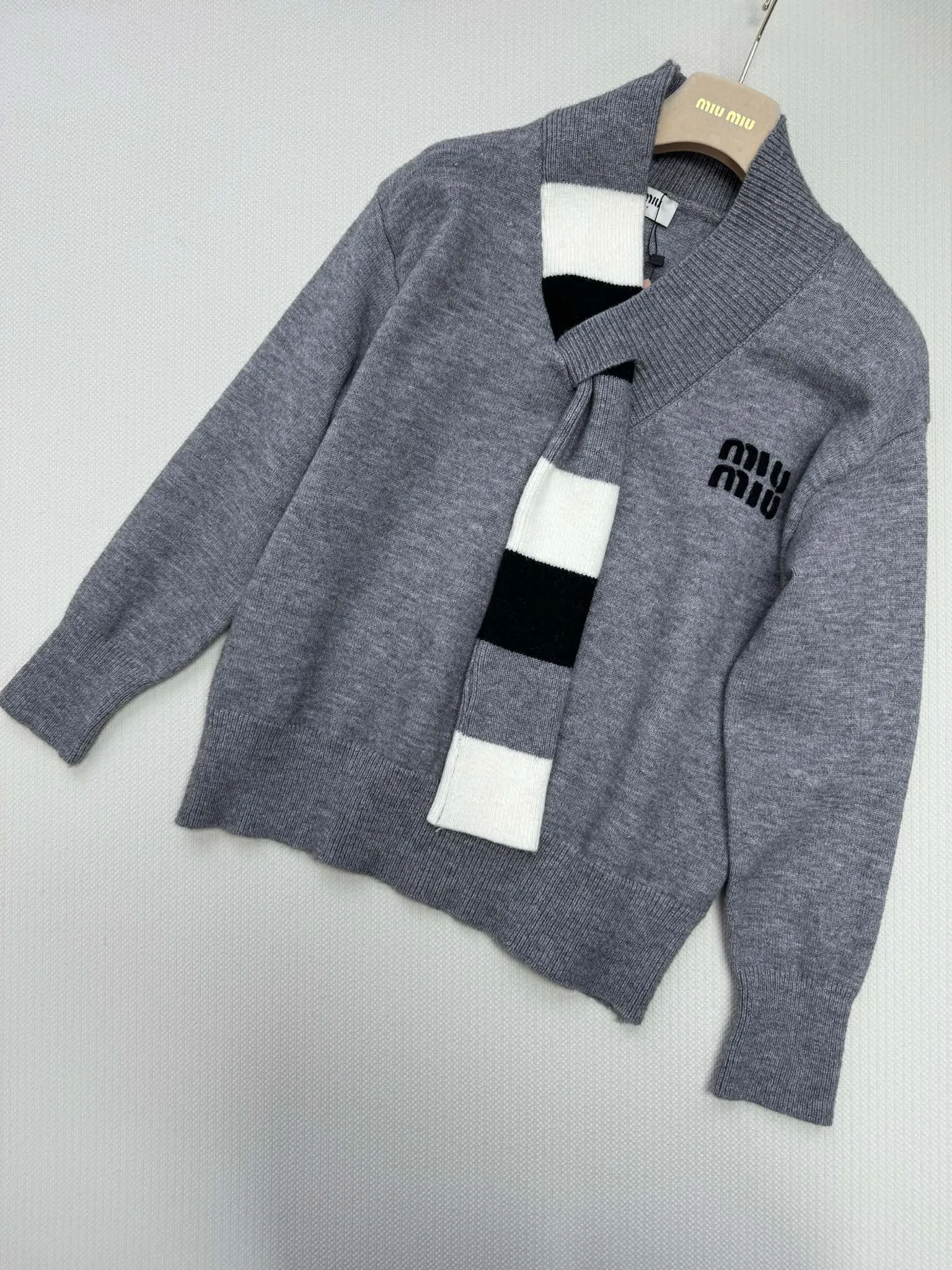 New Logo Wool Knit Long Sleeve