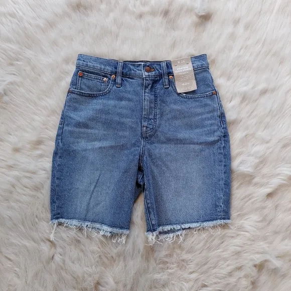NWT Madewell High-Rise Mid-Length Denim Shorts in Bonet Wash Size 26