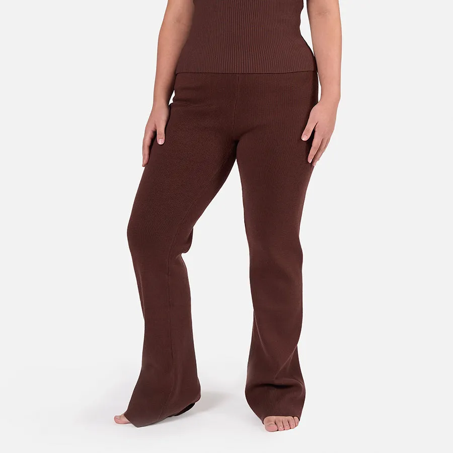 Pantalones acampanados tejidos