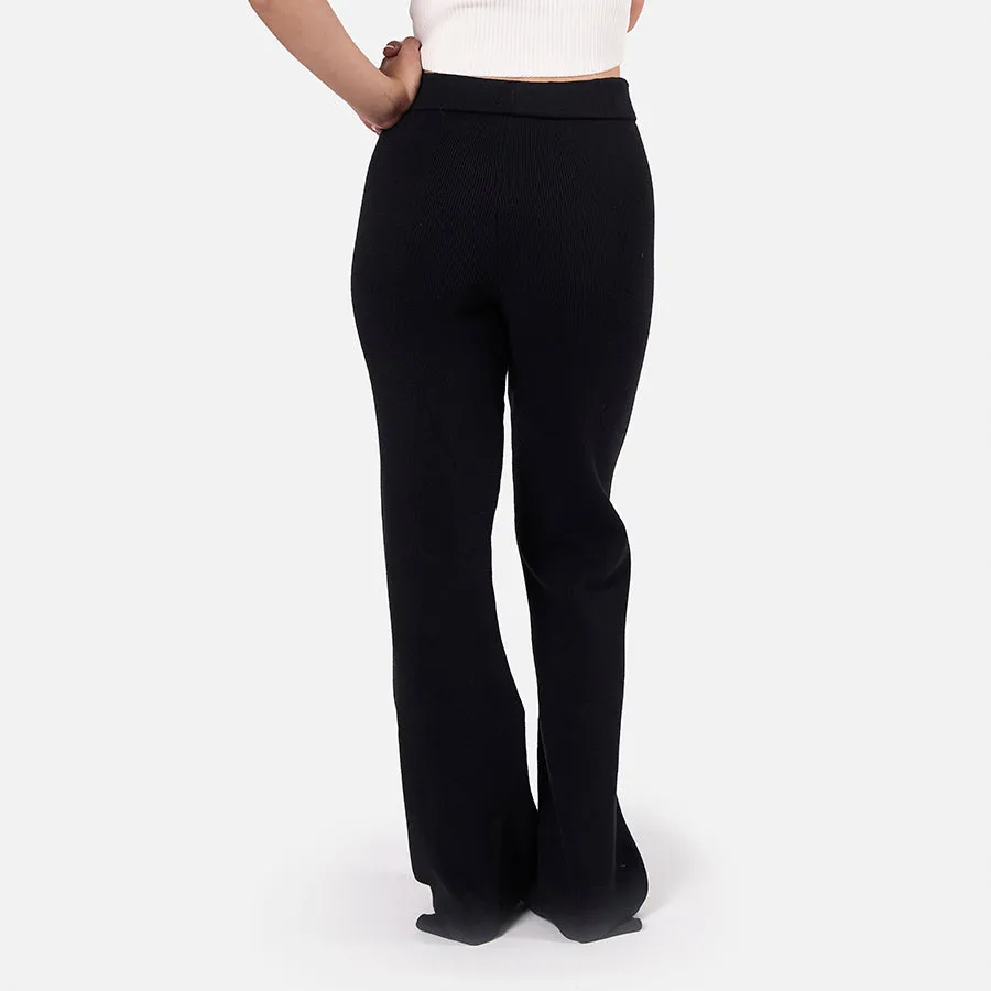 Pantalones acampanados tejidos