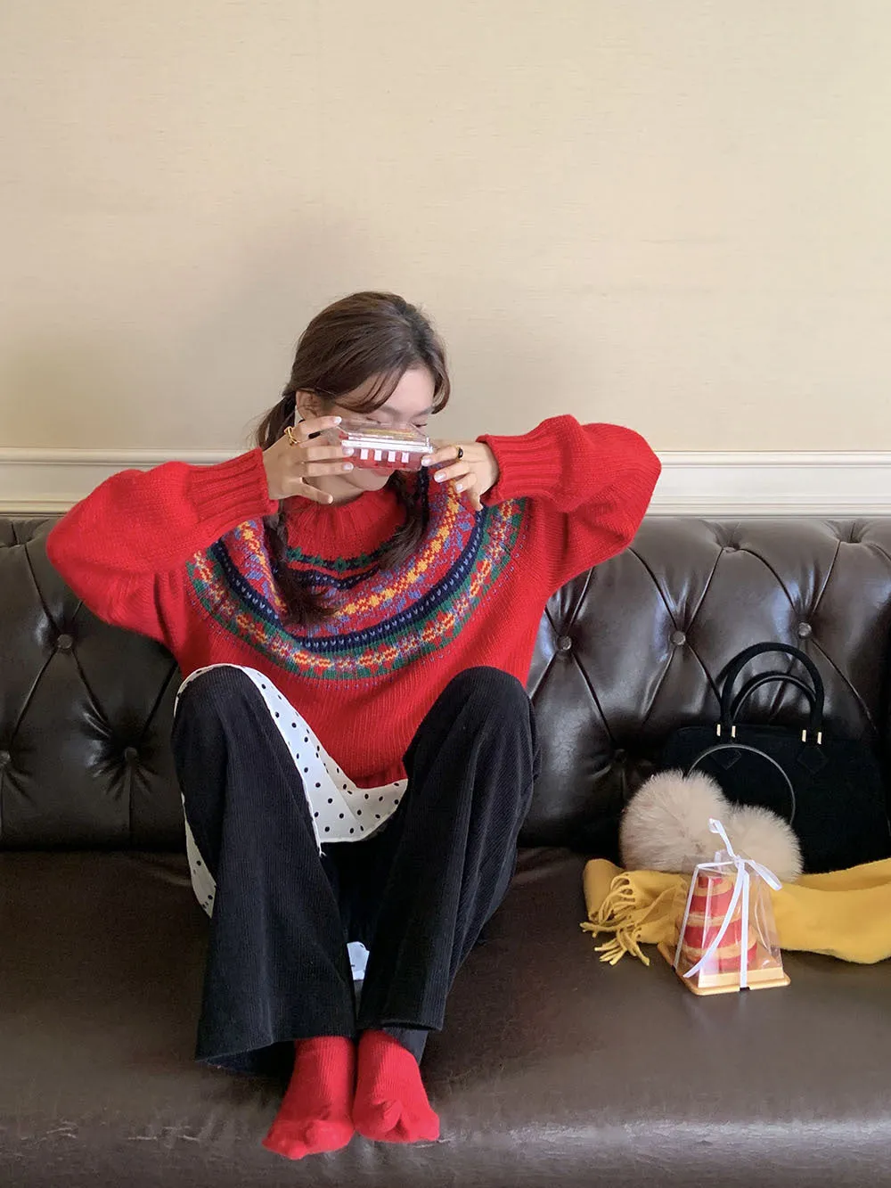 Retro crew neck knitted Sweater