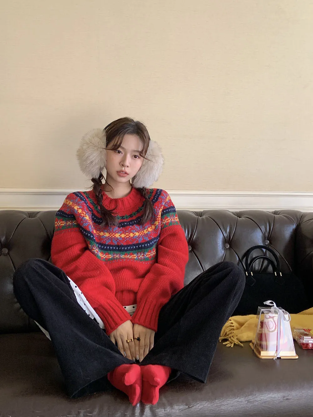 Retro crew neck knitted Sweater