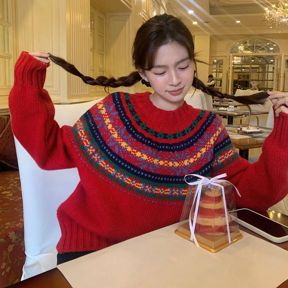 Retro crew neck knitted Sweater