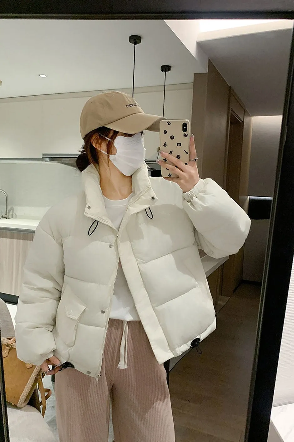 Stain-Resistant and Easy-to-Clean Zip-Up Puffer Jacket for Women