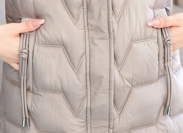 Stay Warm with Our Relaxed-Fit Hooded Quilted Puffer Vest