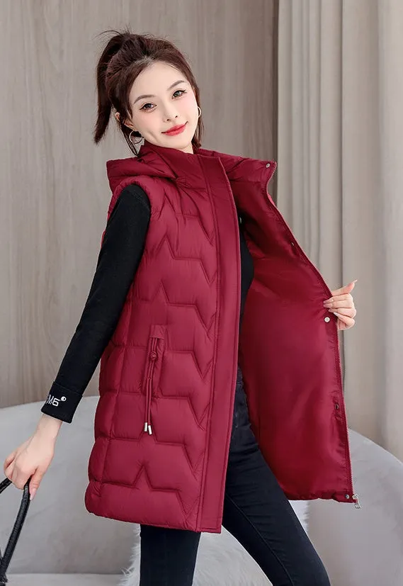 Stay Warm with Our Relaxed-Fit Hooded Quilted Puffer Vest
