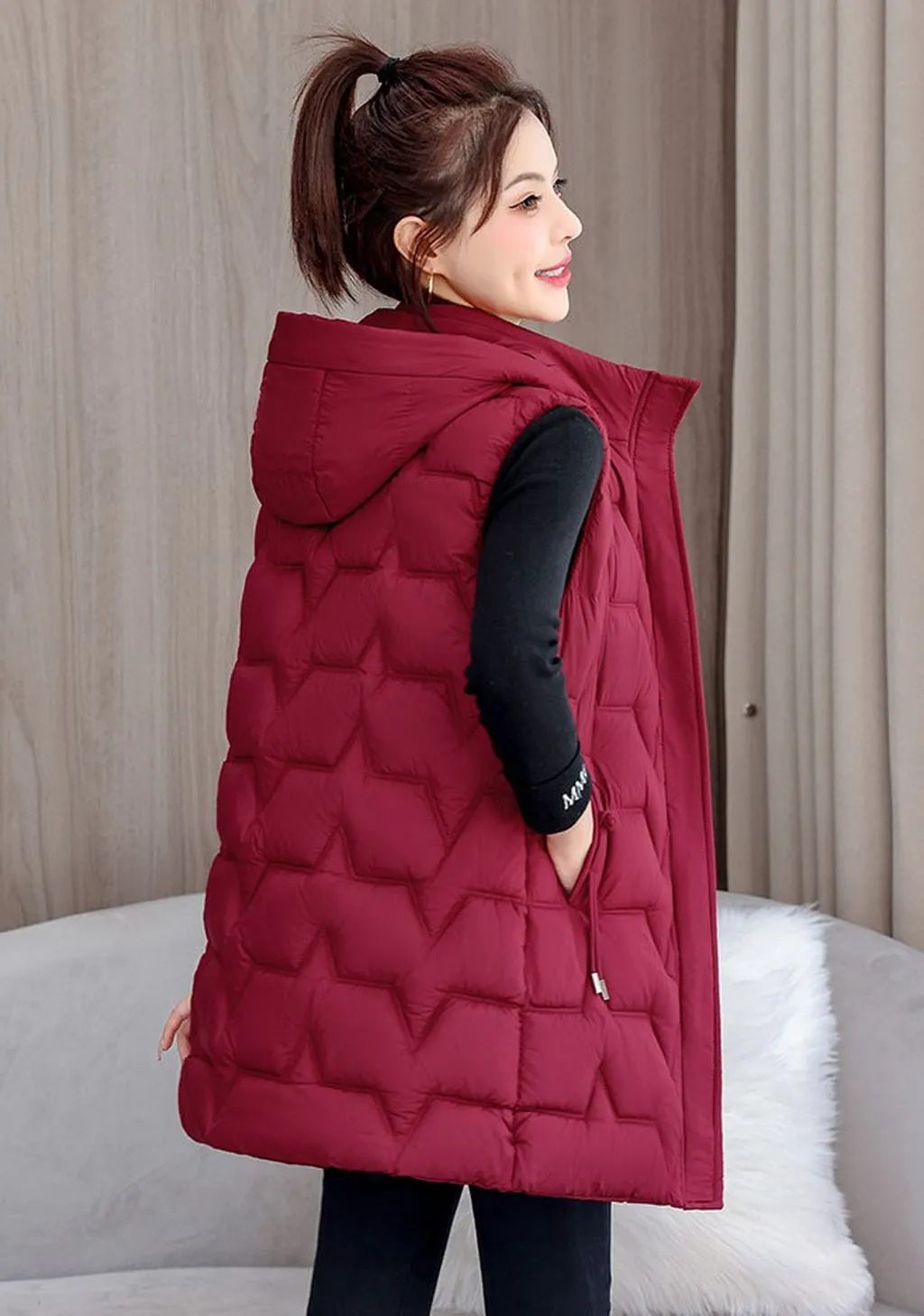 Stay Warm with Our Relaxed-Fit Hooded Quilted Puffer Vest
