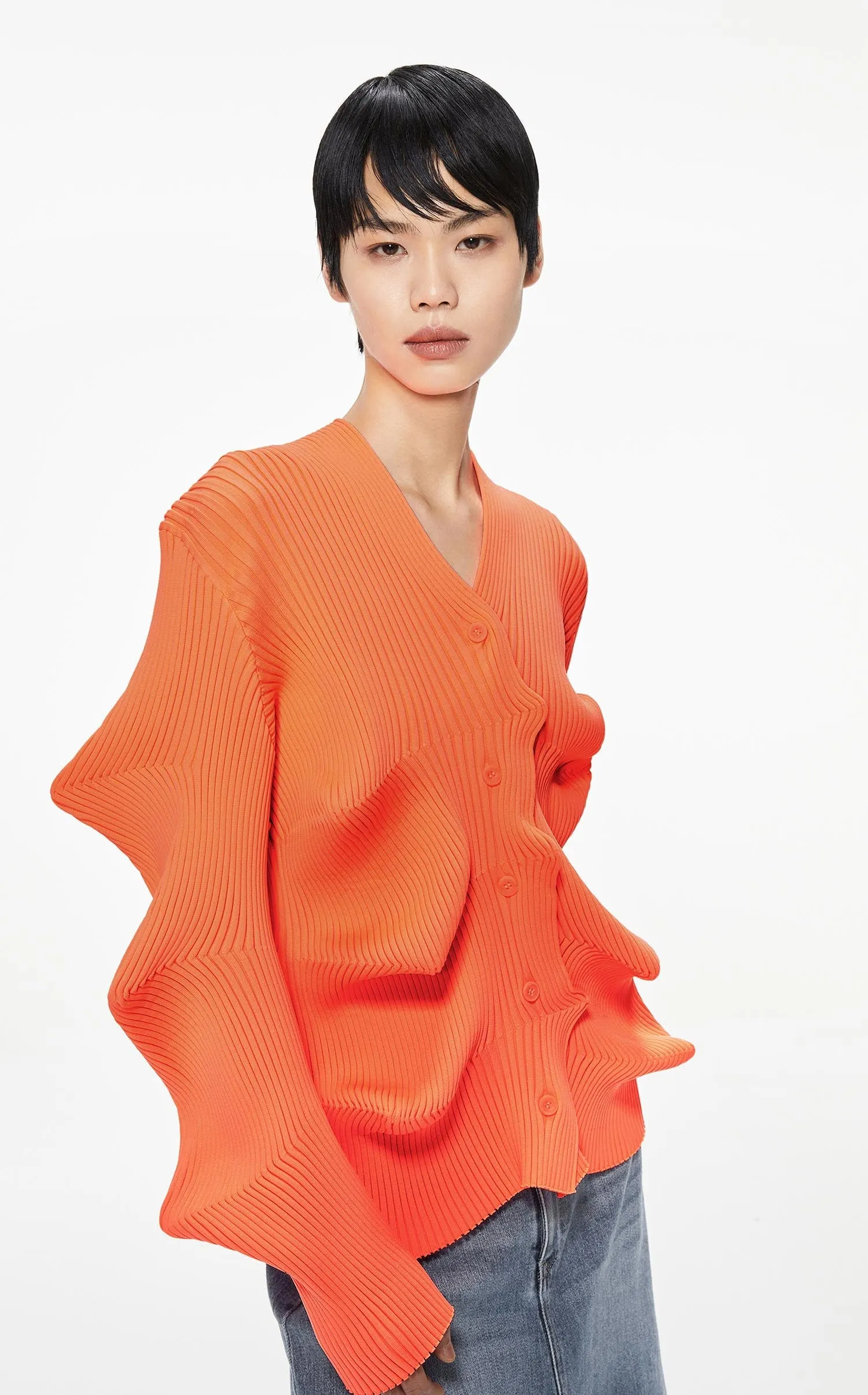 Sweater / JNBY Ruffled Wavy Detail Cardigan