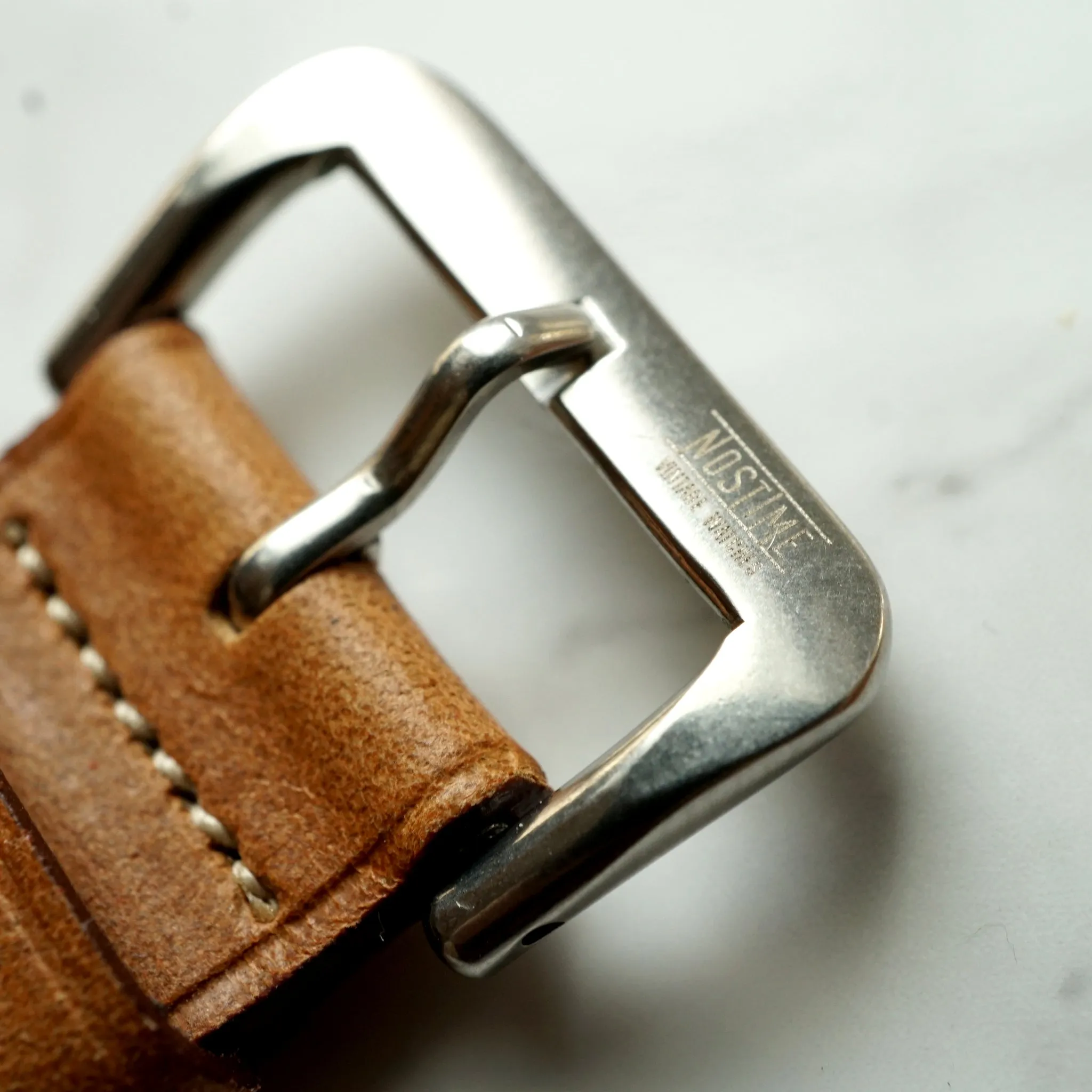 TOBACCO CRAZY HORSE DISTRESSED CALF STANDARD STRAP