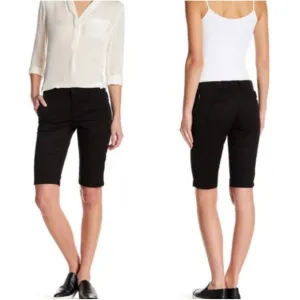Vince “coin pocket Bermuda shorts” za.