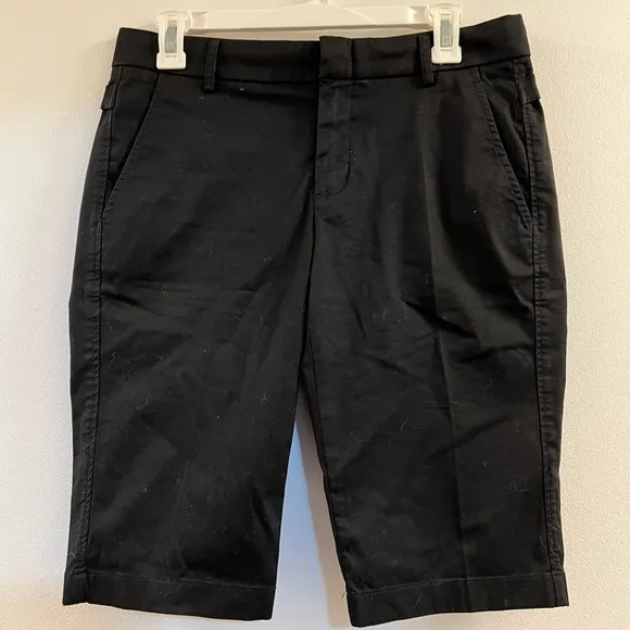 Vince “coin pocket Bermuda shorts” za.