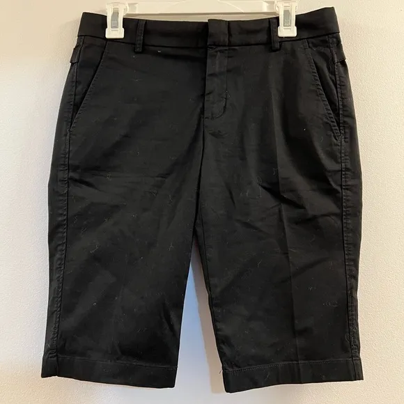 Vince “coin pocket Bermuda shorts” za.
