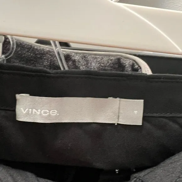 Vince “coin pocket Bermuda shorts” za.