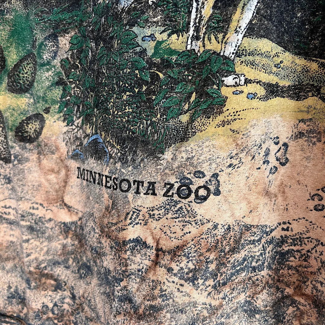 Vintage Minnesota Zoo Wolf T-Shirt